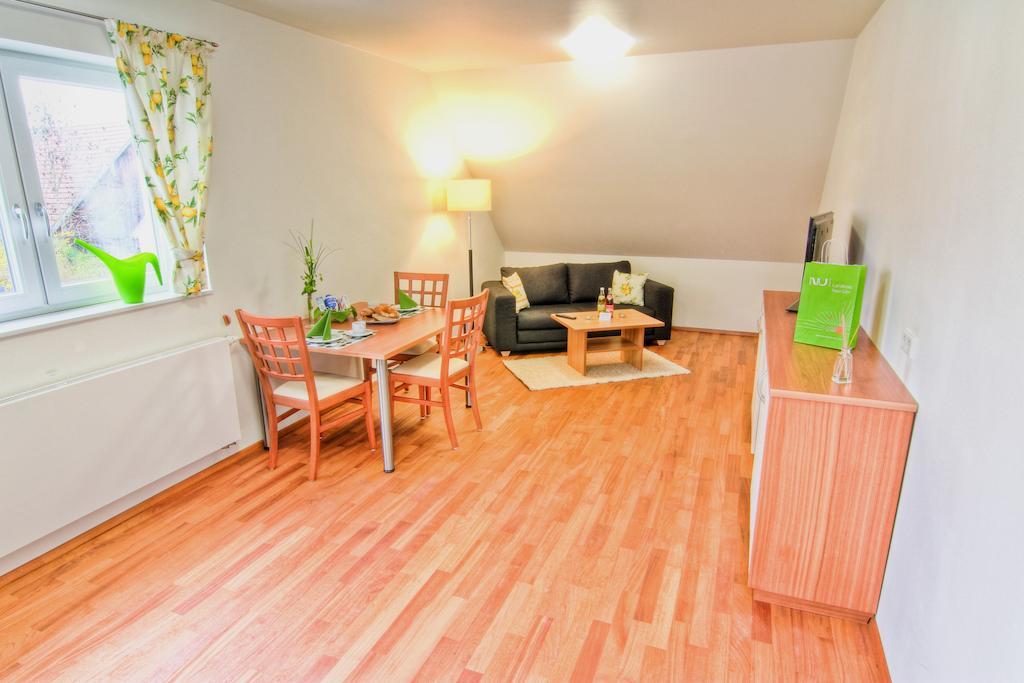 Jungingers Aparthotel Holzheim  Rom bilde