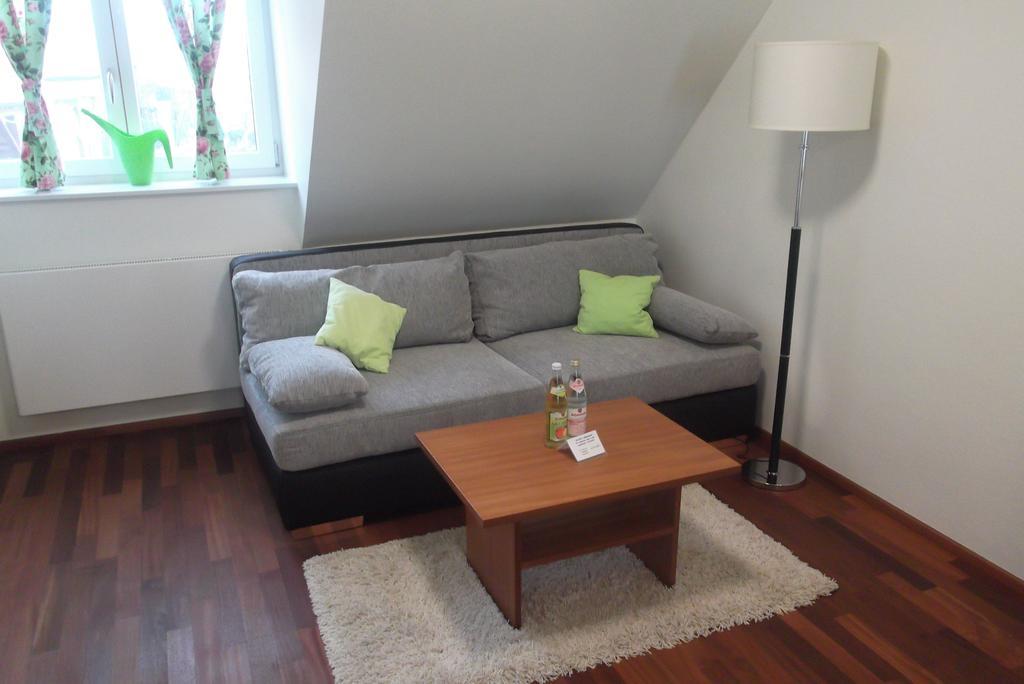 Jungingers Aparthotel Holzheim  Rom bilde