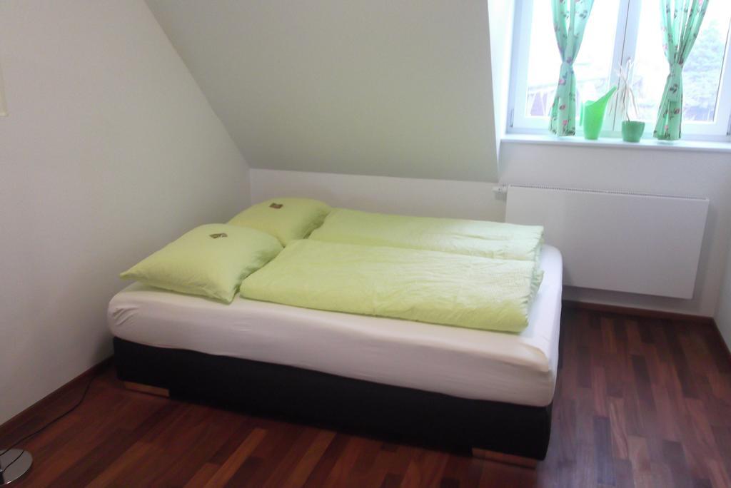 Jungingers Aparthotel Holzheim  Rom bilde
