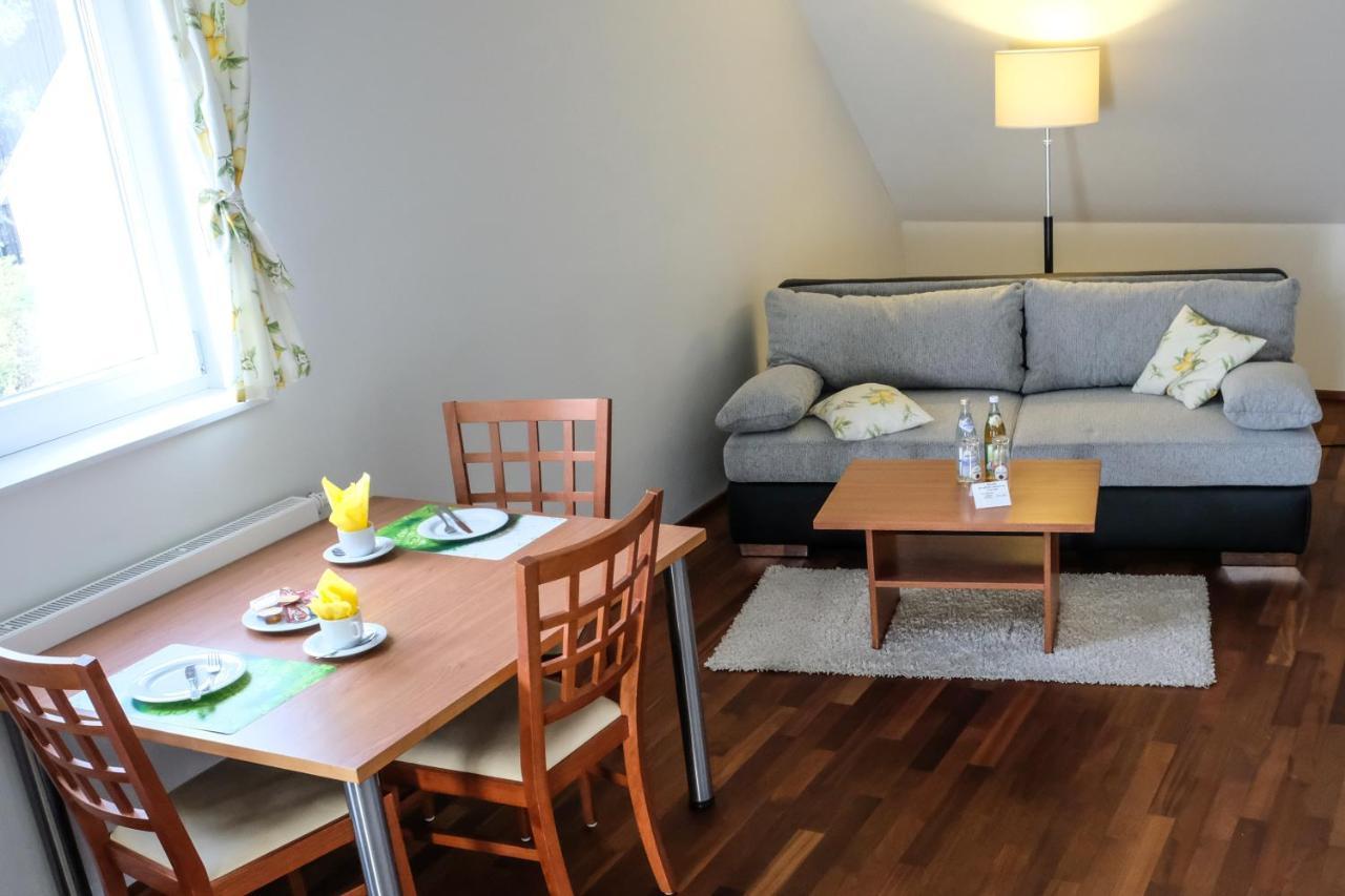 Jungingers Aparthotel Holzheim  Eksteriør bilde